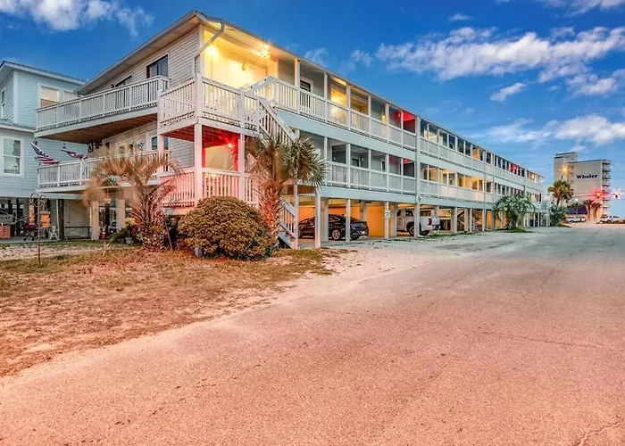 Snowbird Haven: Big Monthly Savings, Steps To Sand