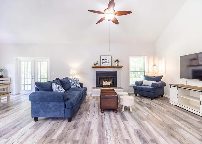 Relaxing Modern Farmhouse In Jupiter Farms. Family-And Dog-Friendly!