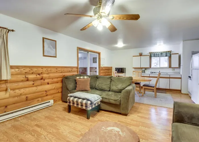 Lakefront Bemidji Getaway W/ Community Beach!