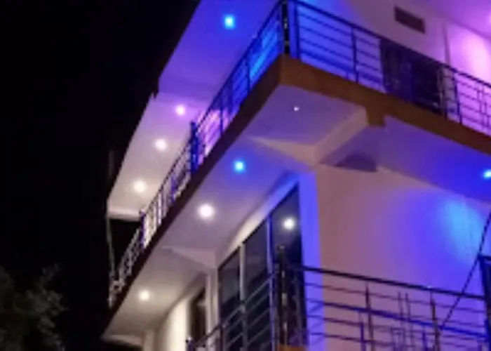 Anshika Yatri Niwas Madhya Pradesh