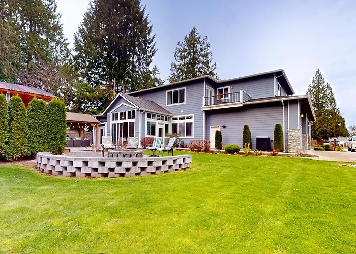 Marysville Modern Oasis