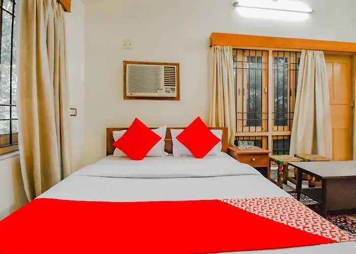 Oyo Retro Residency