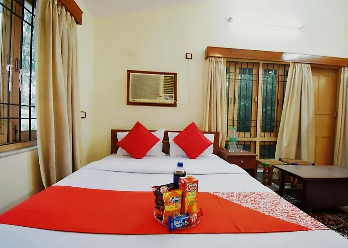 Oyo Retro Residency