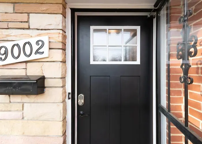 Home In College Park