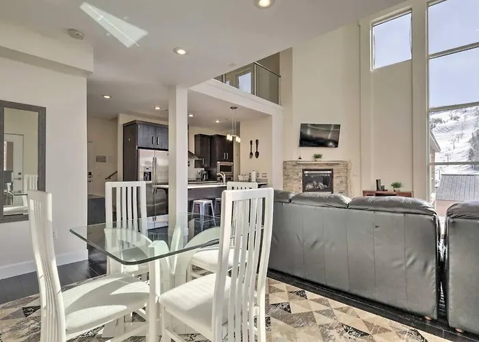 The Lofts #8D - Right By Ski Lifts