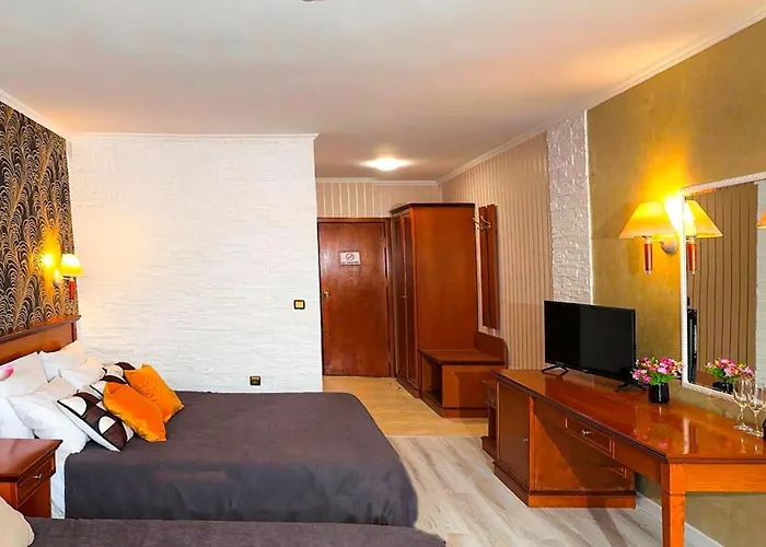Hotel Yo