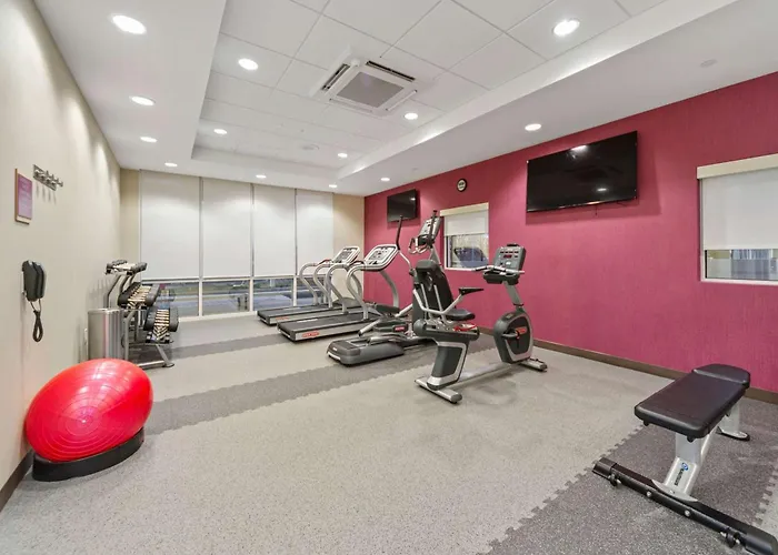 Home2 Suites By Hilton Newark Airport