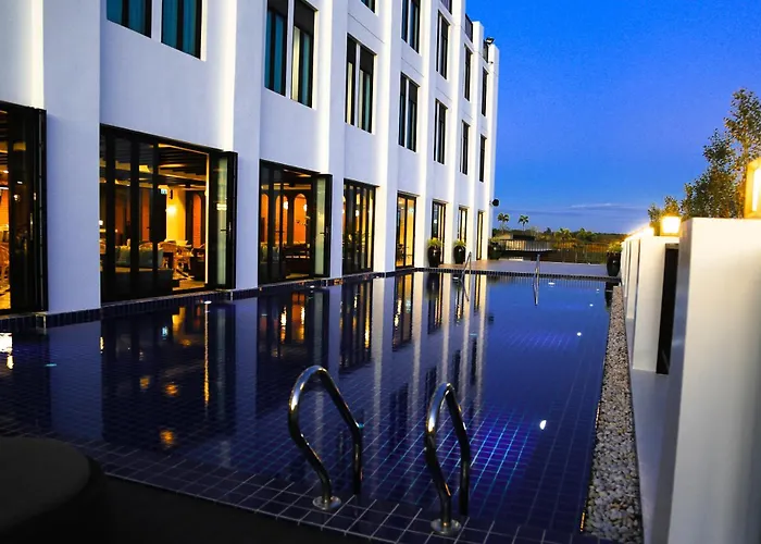 Savan Resorts