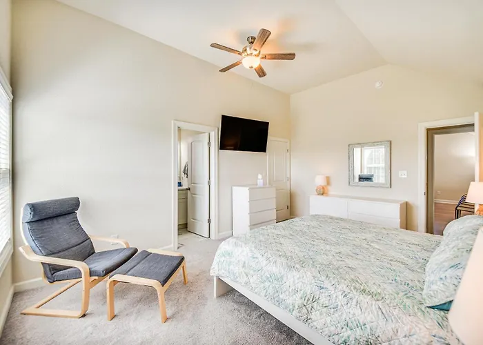 Stunning Cape Charles Retreat ~ 1 Mi To Beach