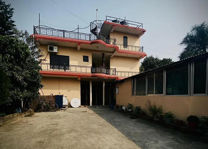 Hotel Bhupusainik Sauraha