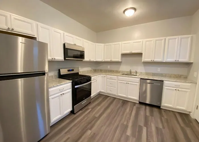 Double Play Apt 2 All Star Baseball Rentals