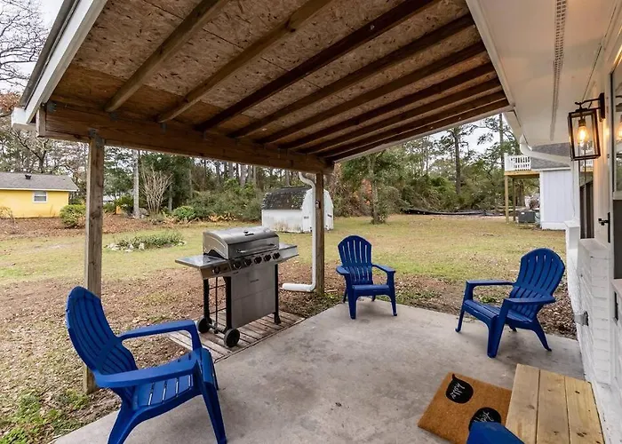 Island Joy - Newly Renovated/Walk To The Beach!
