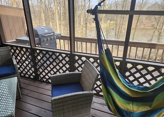 Eagles Nest At Heron Hill Retreat Hot Tub On Lake!