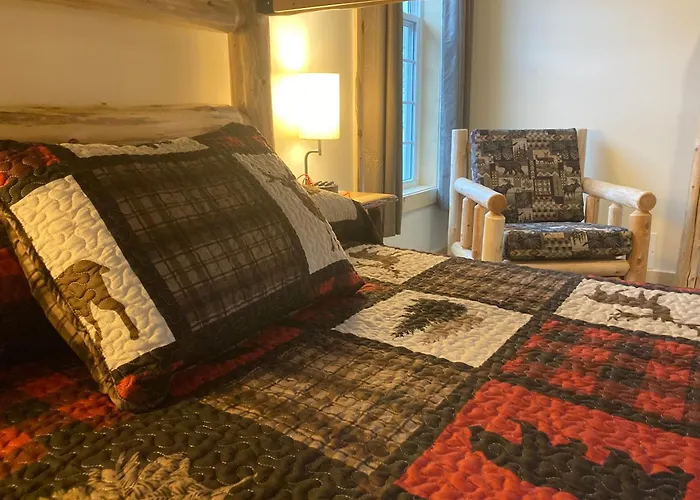Keweenaw Waters Resort