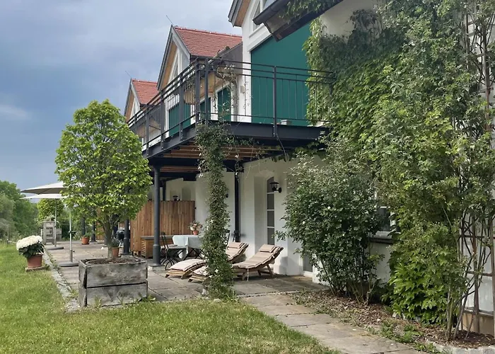 Ferienwohnung Gutshof in Seenähe