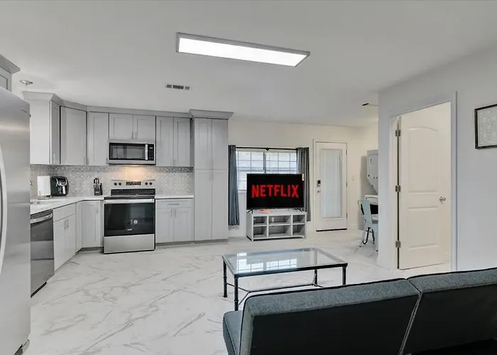 Stylishly Remodeled 2-Bedroom Home In Orangefield