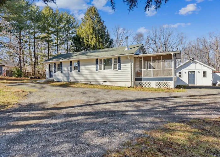 Valley Vista-Mins To Skylinedrive-Hot Tub-King, Queen Beds