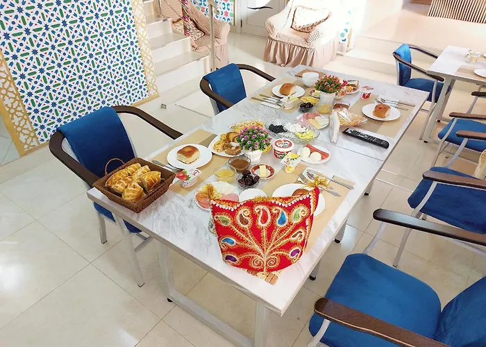 Nanosh East Hotel