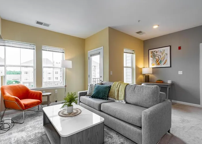 Landing Modern Apartment With Amazing Amenities