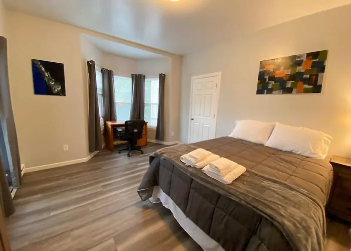 Double Play Apt 2 All Star Baseball Rentals