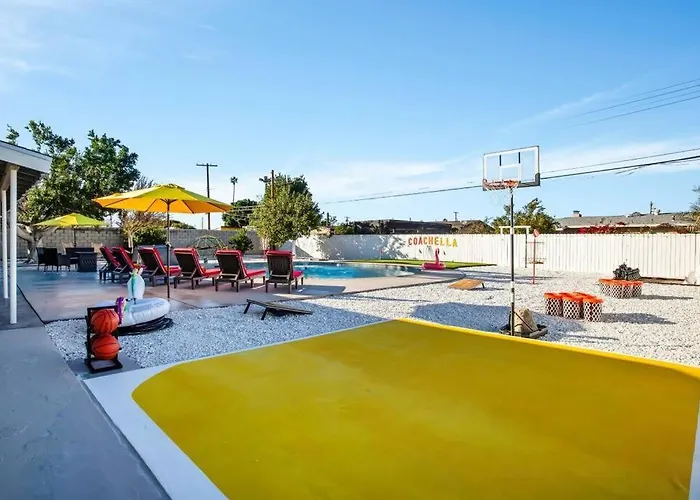 Cactus Cove Golf Pool Fitness!