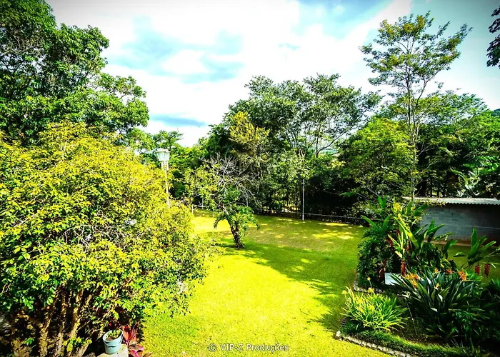 Chácara Atibaia com Casa na Árvore