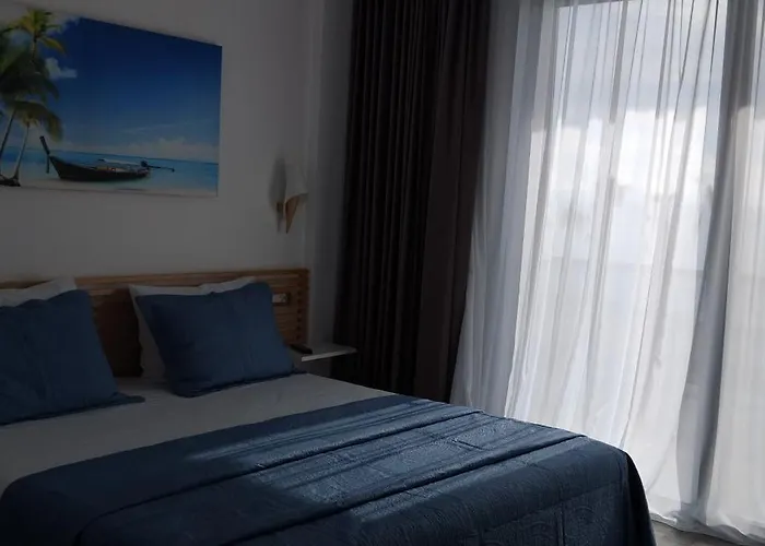 Anxhelos Hotel
