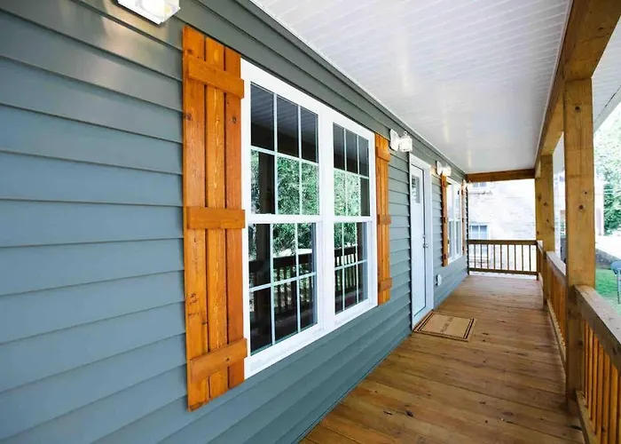Farmville Modern Farmhouse