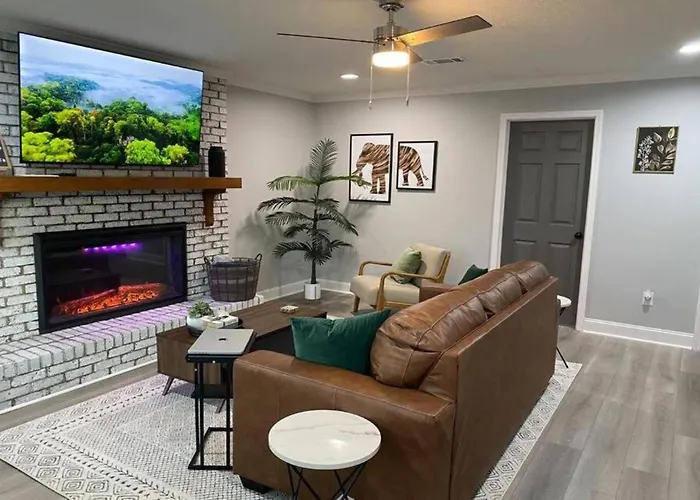 Modern 2Br Aparment Near Nc Zoo W Parking