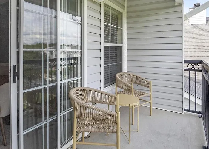Landing Modern Apartment With Amazing Amenities