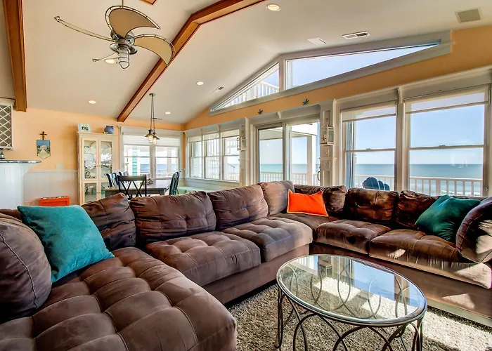 Perma Grin Ocean Front, Private Pool And Hot Tub