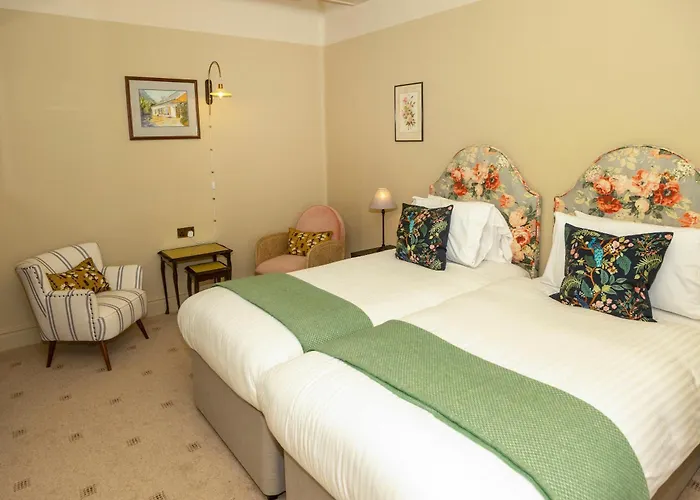 Eype'S Mouth Country Hotel