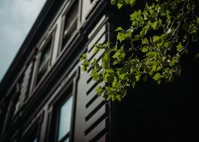 The 1852 Hotel - Self Check-In