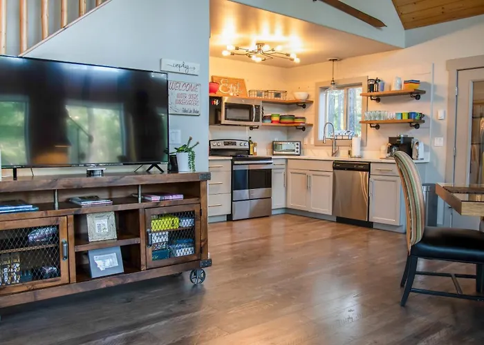 Private Home Near Glacier Park, Columbia Falls, & Whitefish - Pet Friendly!
