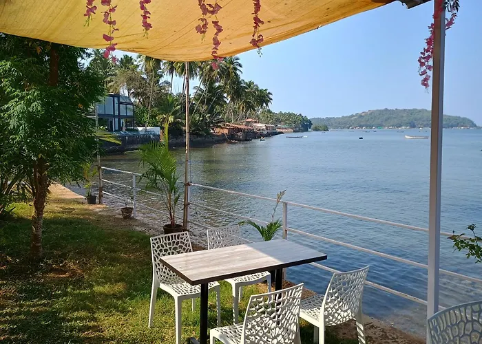 Gs Home On The Bay- Super Sea & Garden View Glass Studio Apartment