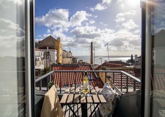 Loios Studios And Apartments