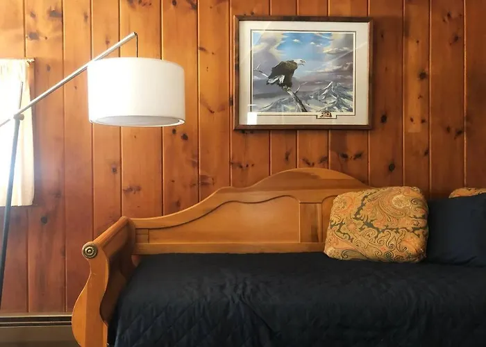 Panther Mountain Lodge