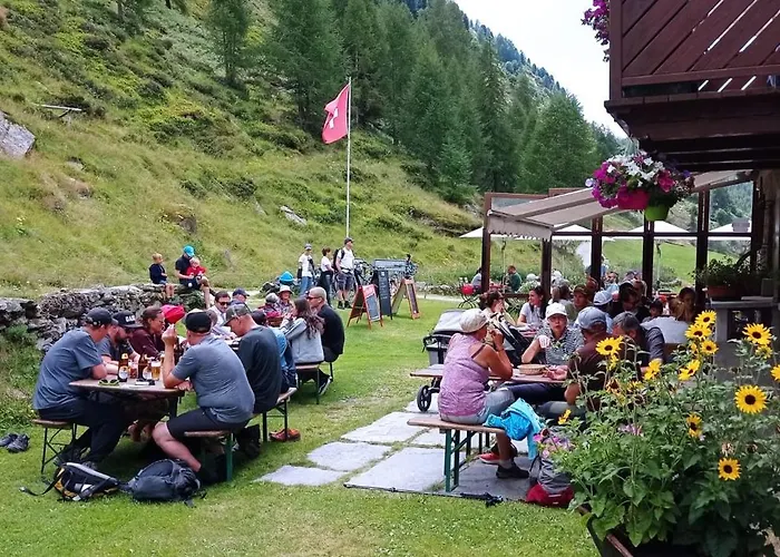 Hotel Ristorante Lagrev