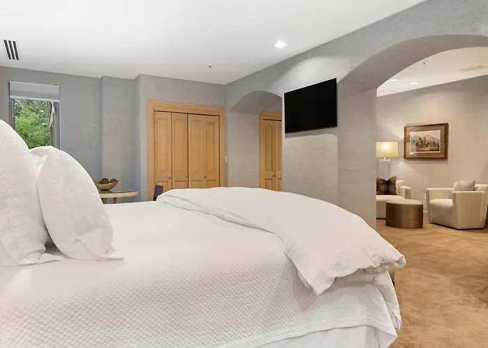 The Galatyn Lodge