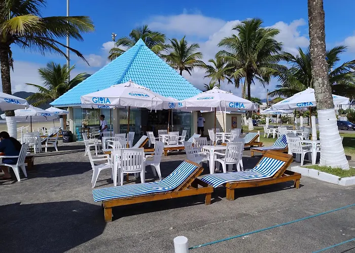 Kitnets a 200 m da praia
