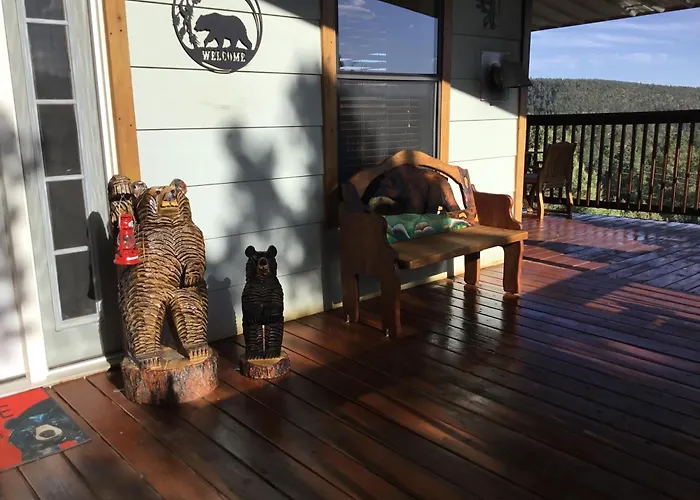 Rain Dance Retreat: Updated 2 Bedroom, 2 Bath Cabin With A Private Hot Tub And Views For Days!