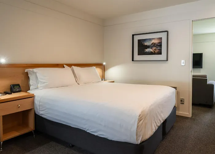 Edgewater Hotel