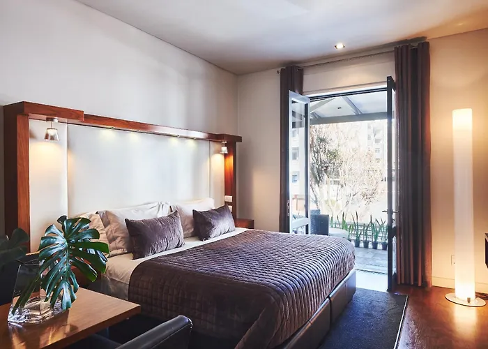 Hotel On The Promenade Cape Town