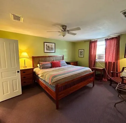 Bluemoon Vacation Rentals - Bluemoon House