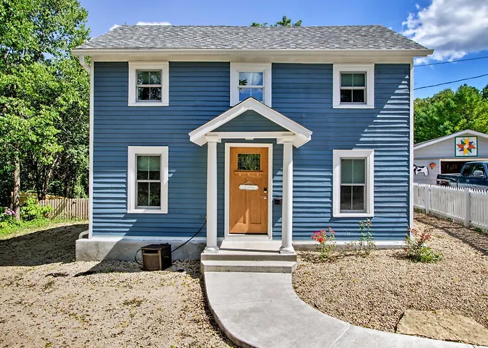 The Nook, Boutique Galena Cottage