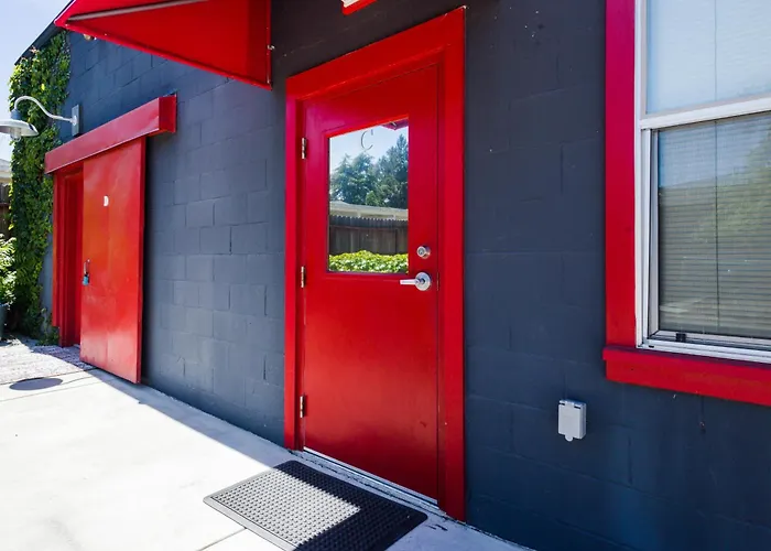 Petaluma Warehouse Lofts Unit D
