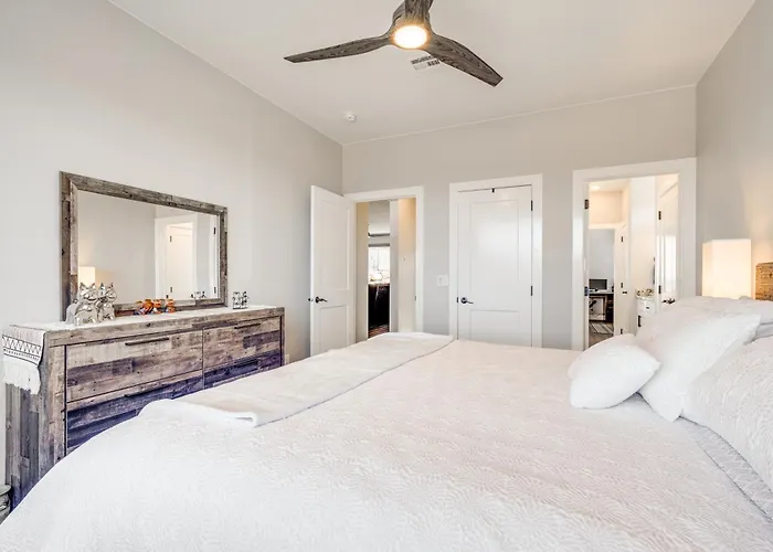 Cedar City Home W/ Mountain Views + Hiking Trails!
