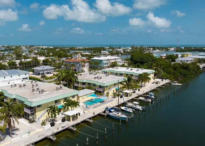 Seashells Getaway - Boat Slip, Ramp, Pool