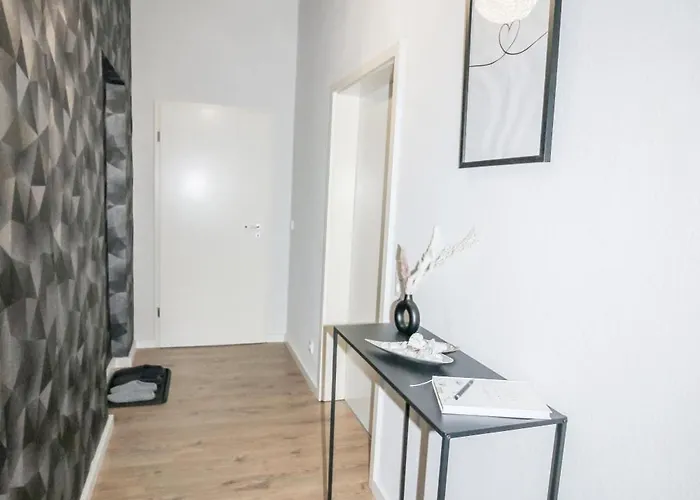Ferienwohnung Lorenz mit kostenlosem Parkplatz Boxspringbett Küche