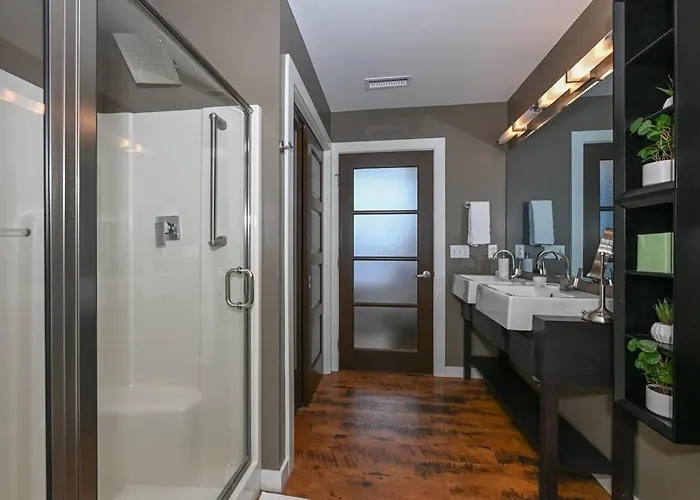 Luxury Condo In Akron Northside District